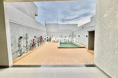 Sobrado &agrave; venda - 217m&sup2; - Recanto Tropical