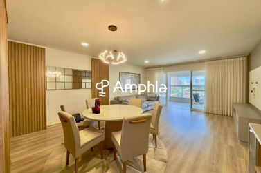 Apartamento &agrave; venda - 140m&sup2; - Centro