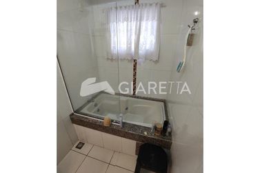 Sobrado &agrave; venda - 135m&sup2; - CENTRO