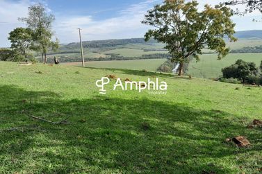 Ch&aacute;cara &agrave; venda - 121000m&sup2; - &Aacute;rea Rural