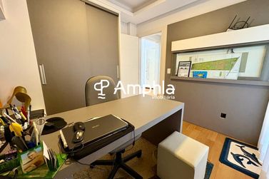 Casa &agrave; venda - 300m&sup2; - FAG