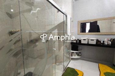 Sobrado &agrave; venda - 345m&sup2; - Recanto Tropical