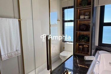 Apartamento &agrave; venda - 320m&sup2; - Centro
