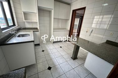 Apartamento &agrave; venda - 113m&sup2; - Centro
