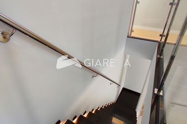 Sobrado &agrave; venda - 165m&sup2; - CENTRO