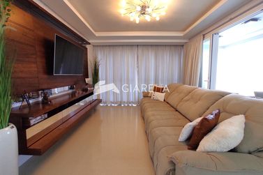 Apartamento &agrave; venda - 147m&sup2; - CENTRO