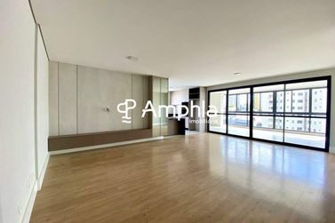 Apartamento &agrave; venda - 204m&sup2; - Centro
