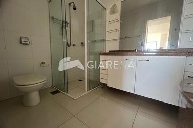 Apartamento para alugar - 234m&sup2; - CENTRO