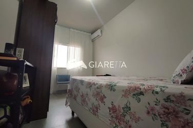 Sobrado &agrave; venda - 129m&sup2; - JARDIM PARIZOTTO