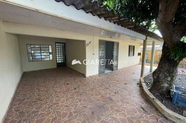 Casa para alugar - 80m&sup2; - JARDIM COOPAGRO