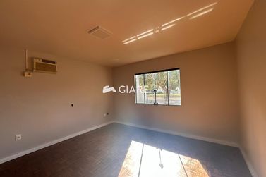Sala Comercial para alugar - 170m&sup2; - CENTRO