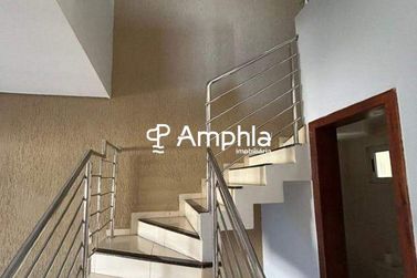 Sobrado &agrave; venda - 168m&sup2; - Centro