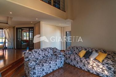 Sobrado &agrave; venda - 436m&sup2; - CENTRO