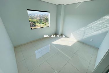 Sobrado para alugar - 115m&sup2; - JARDIM PARIZOTTO