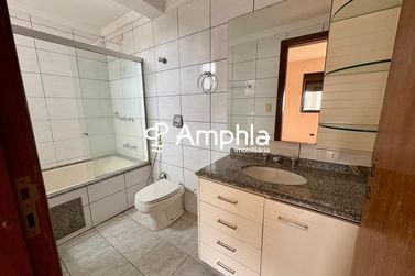 Apartamento &agrave; venda - 112m&sup2; - Centro