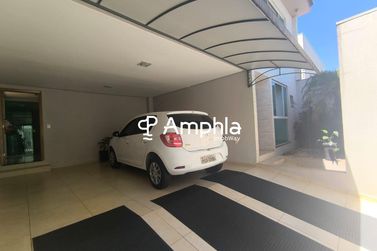 Sobrado &agrave; venda - 240m&sup2; - Recanto Tropical