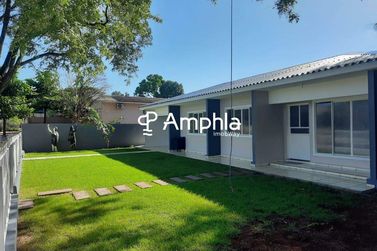 Casa &agrave; venda - 200m&sup2; - Centro