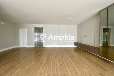 Apartamento &agrave; venda - 204m&sup2; - Centro