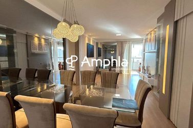 Apartamento &agrave; venda - 113m&sup2; - Centro