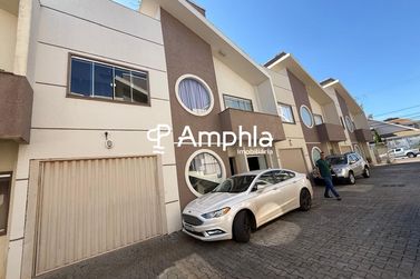 Sobrado &agrave; venda - 122m&sup2; - Regi&atilde;o do Lago