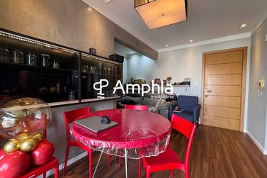 Apartamento &agrave; venda - 60m&sup2; - Centro