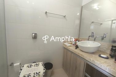 Sobrado &agrave; venda - 240m&sup2; - Recanto Tropical
