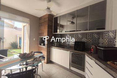 Sobrado &agrave; venda - 177m&sup2; - Country
