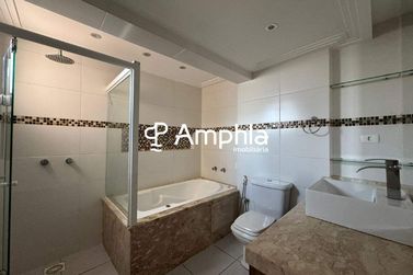 Apartamento &agrave; venda - 118m&sup2; - Centro