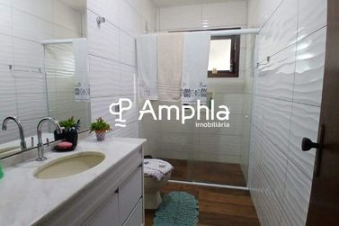 Sobrado &agrave; venda - 250m&sup2; - Recanto Tropical