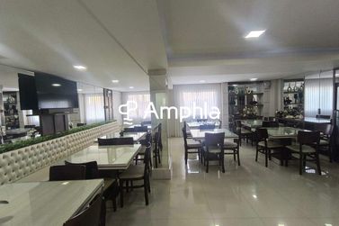 Apartamento &agrave; venda - 134m&sup2; - Centro