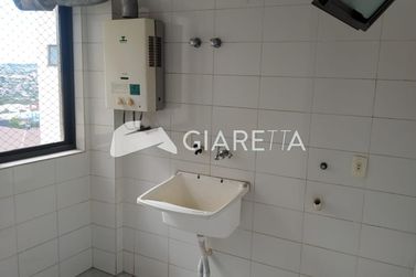 Apartamento para alugar - 136m&sup2; - CENTRO
