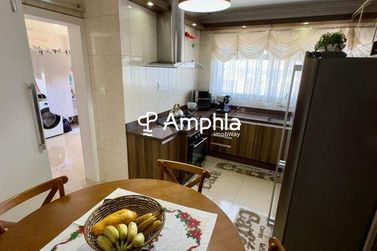 Apartamento &agrave; venda - 139m&sup2; - Centro