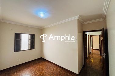 Casa &agrave; venda - 285m&sup2; - Recanto Tropical