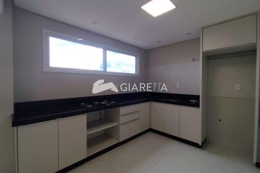 Apartamento para alugar - 153m&sup2; - CENTRO