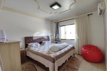 Sobrado &agrave; venda - 135m&sup2; - CENTRO