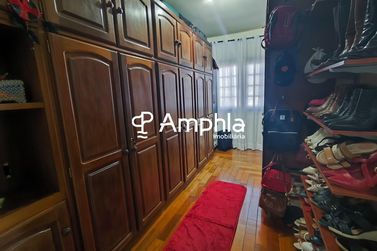 Sobrado &agrave; venda - 345m&sup2; - Recanto Tropical
