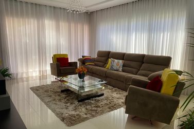 Sobrado &agrave; venda - 370m&sup2; - Ana Paula