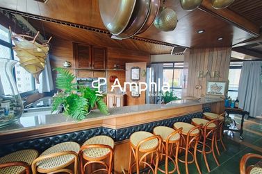 Apartamento &agrave; venda - 700m&sup2; - Centro