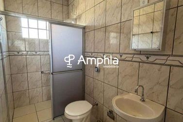 Casa &agrave; venda - 100m&sup2; - Jardim Gisela
