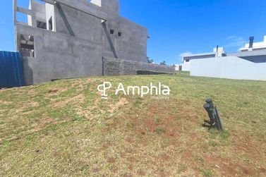Terreno &agrave; venda - 200m&sup2; - Cancelli