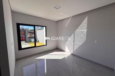 Casa &agrave; venda - 70m&sup2; - JARDIM PINHEIRINHO