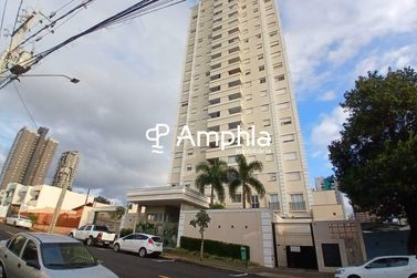 Apartamento &agrave; venda - 104m&sup2; - Centro