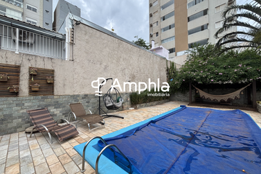Casa &agrave; venda - 369m&sup2; - Centro