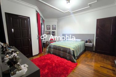 Sobrado &agrave; venda - 345m&sup2; - Recanto Tropical