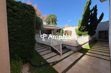 Sobrado &agrave; venda - 390m&sup2; - Neva
