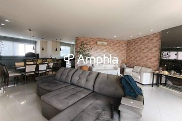 Apartamento &agrave; venda - 230m&sup2; - Centro