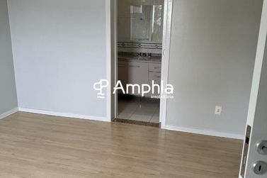 Apartamento &agrave; venda - 130m&sup2; - Centro