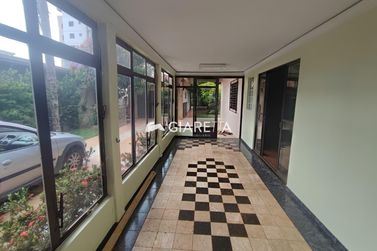 Casa para alugar - 212m&sup2; - CENTRO