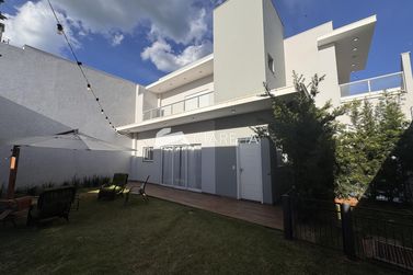 Sobrado &agrave; venda - 275m&sup2; - VILA INDUSTRIAL