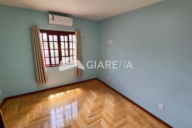 Sobrado &agrave; venda - 286m&sup2; - JARDIM LA SALLE
